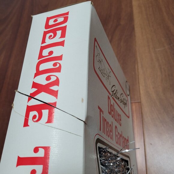 Golden Sleigh Silver Tinsel Garland Vintage Christmas Tree Mantle 15 Ft USA - Picture 13 of 15